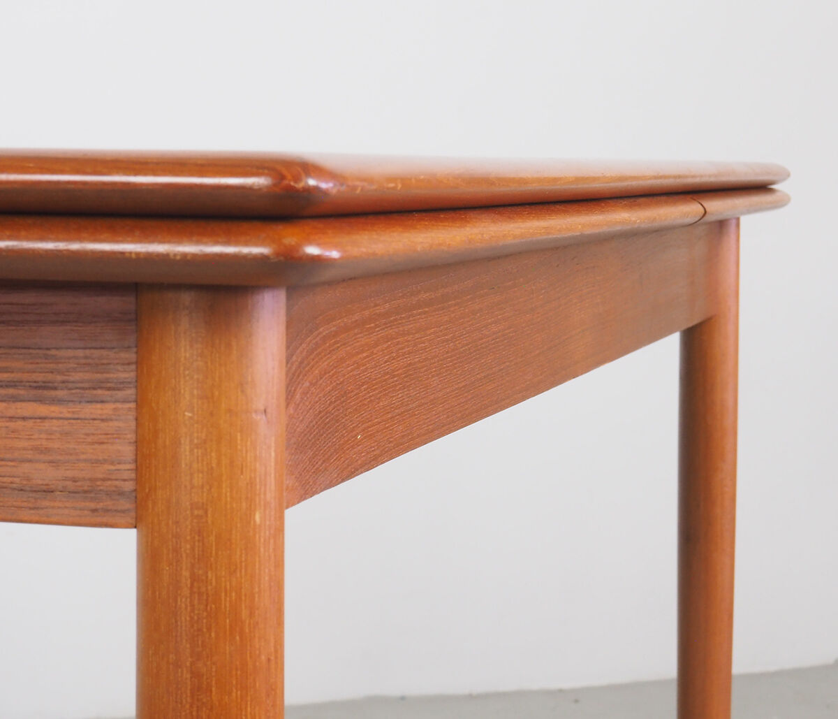 Teak Danish design extendable dining table, 1960's