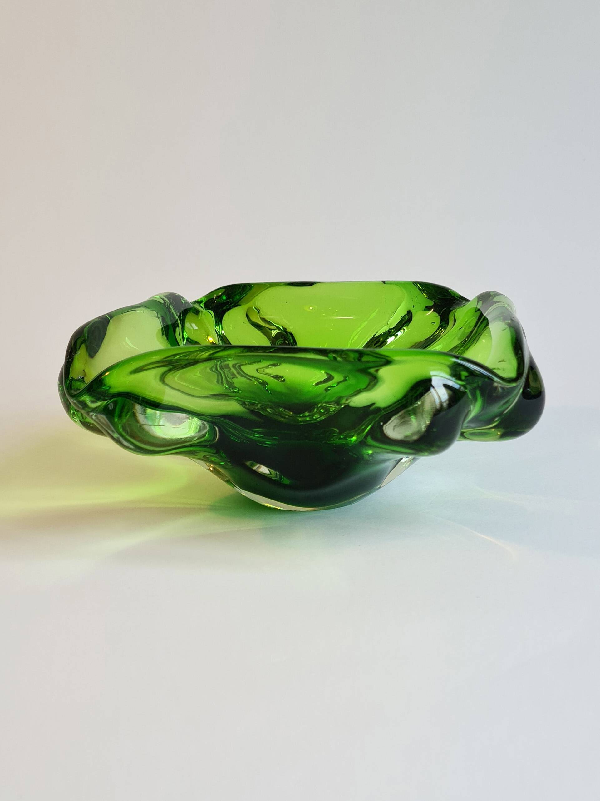 🌿 Radiant green Murano tray – vintage 70s 🌿