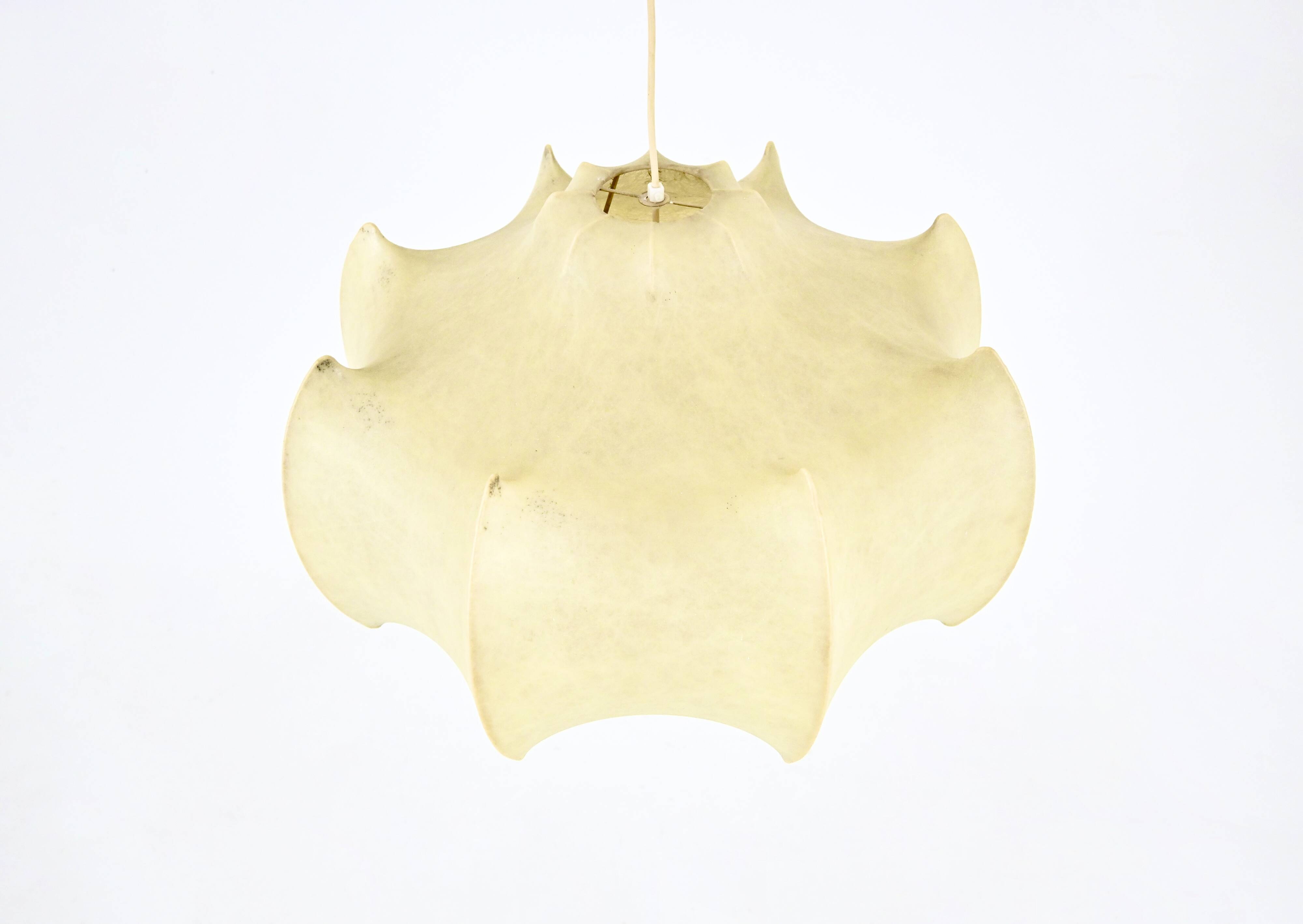 “Viscontea” pendant light by Achille & Pier Giacomo Castiglioni for Flos