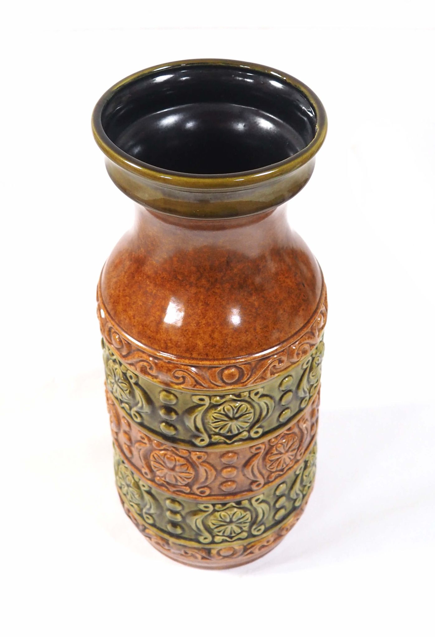 Ceramic vase