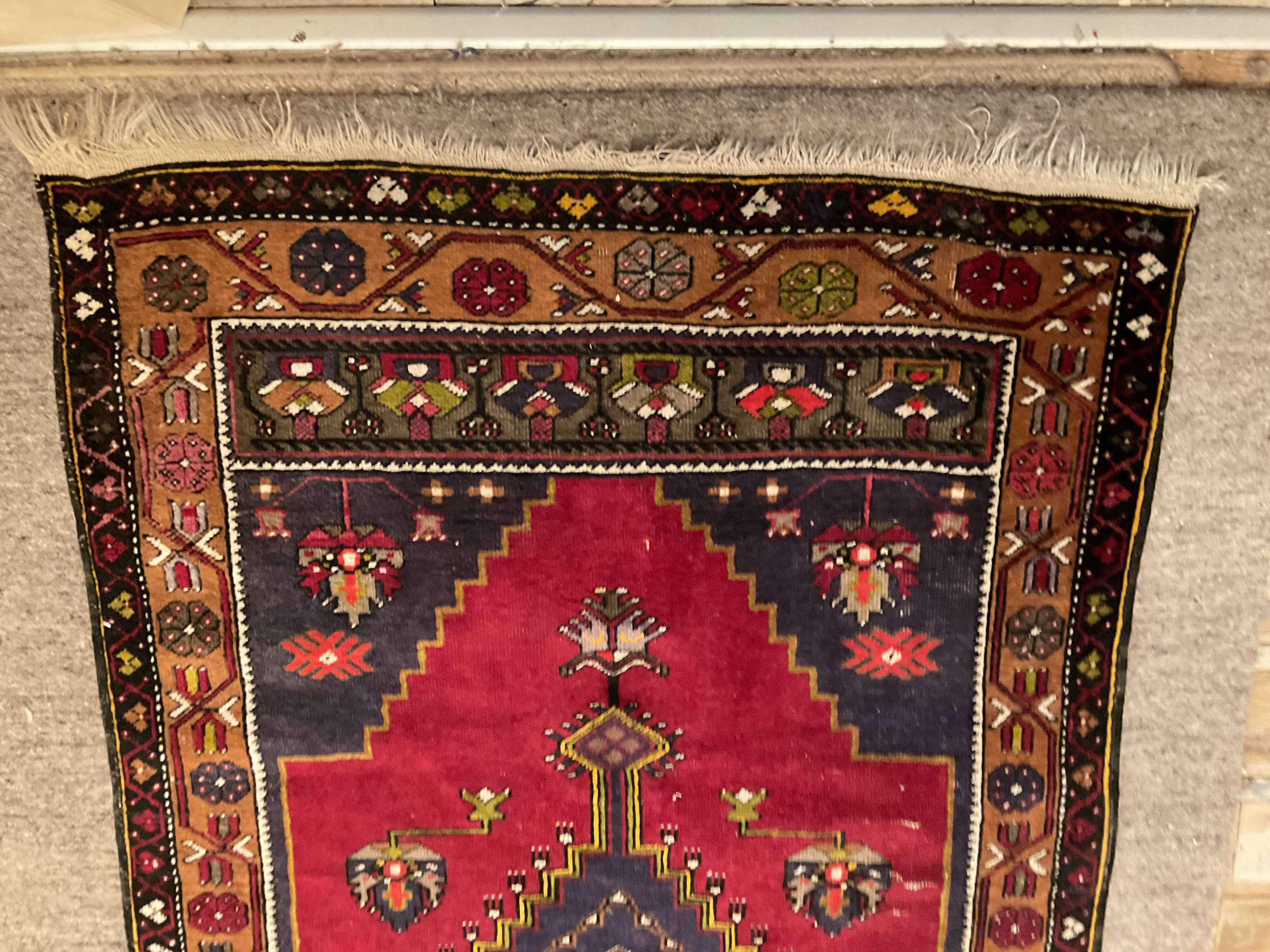 Vintage oriental wool rug 110x205cm