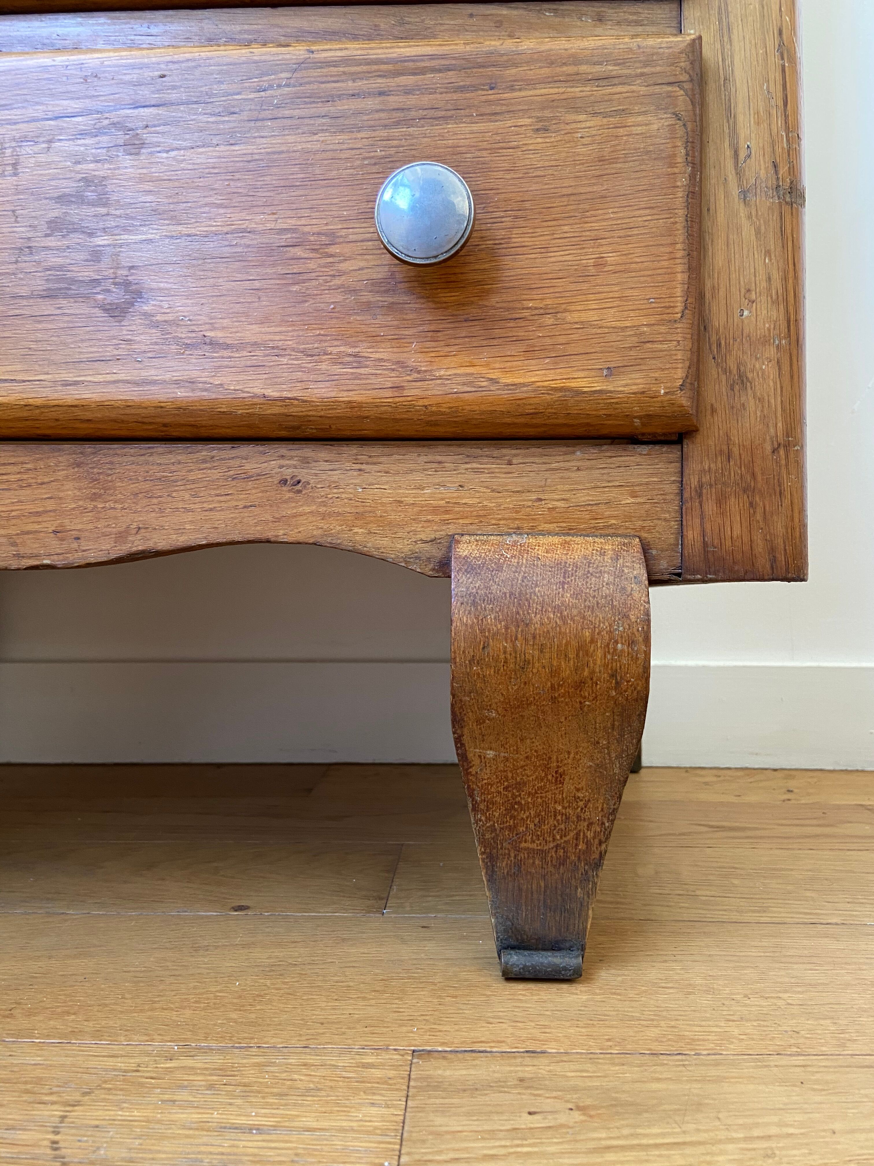 Wooden dresser 5 drawers