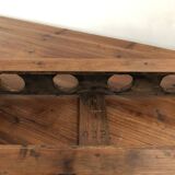 Etagère murale ancienne en bois ayant appartenu à un religieux