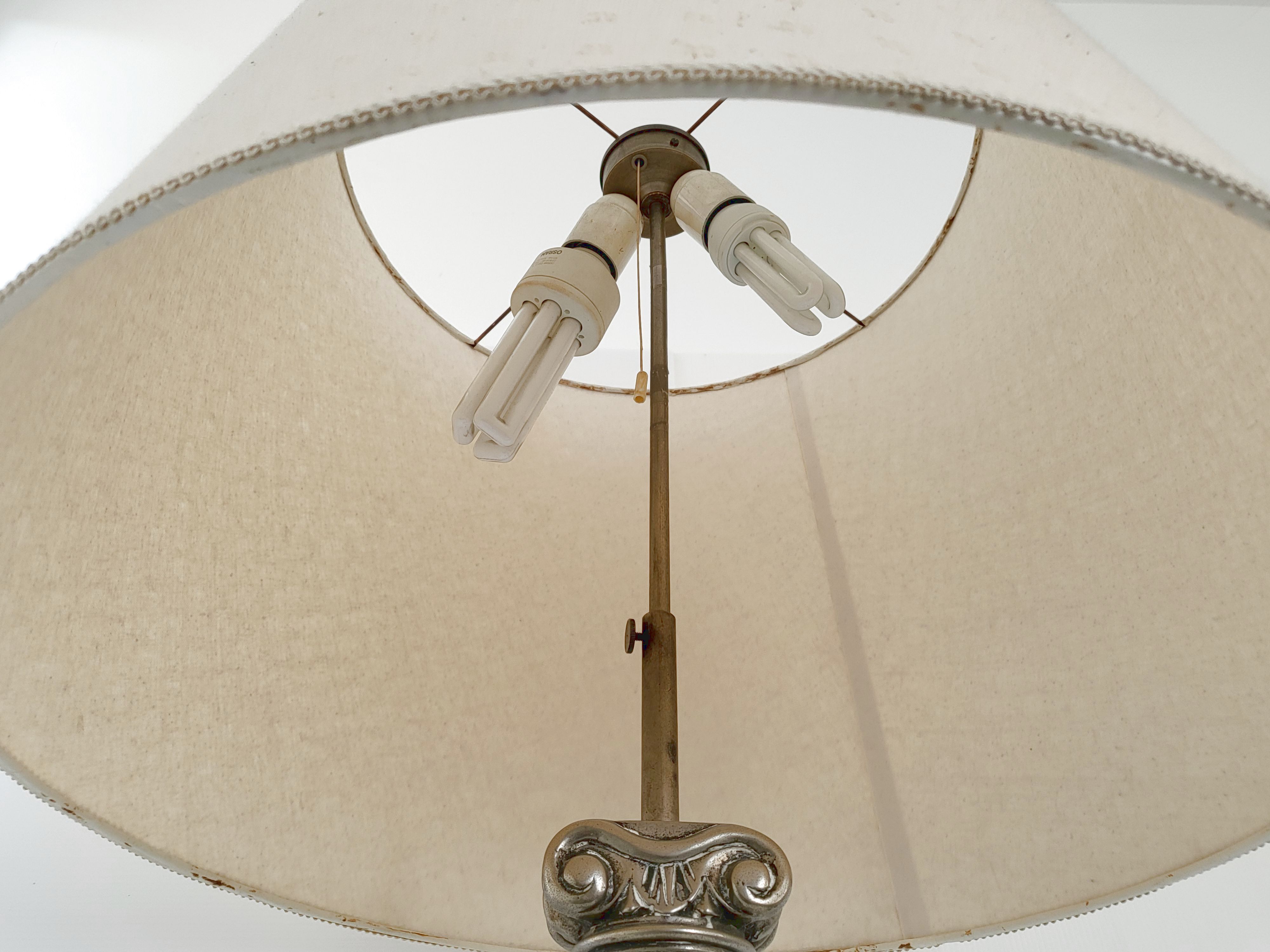 Vintage ion column lamp 1970