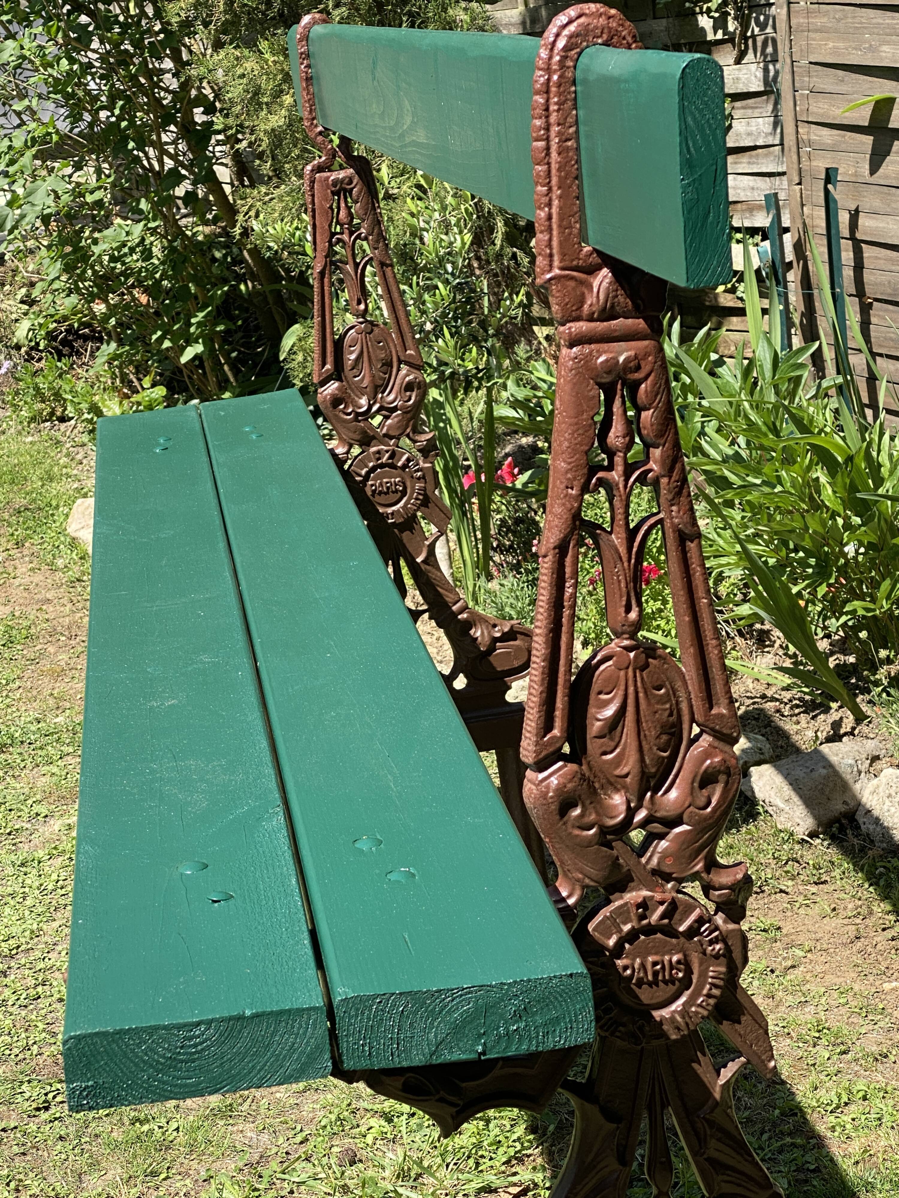 Former public bench of Paris