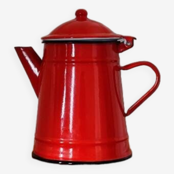 Red enameled coffee pot