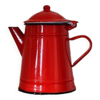 Red enameled coffee pot