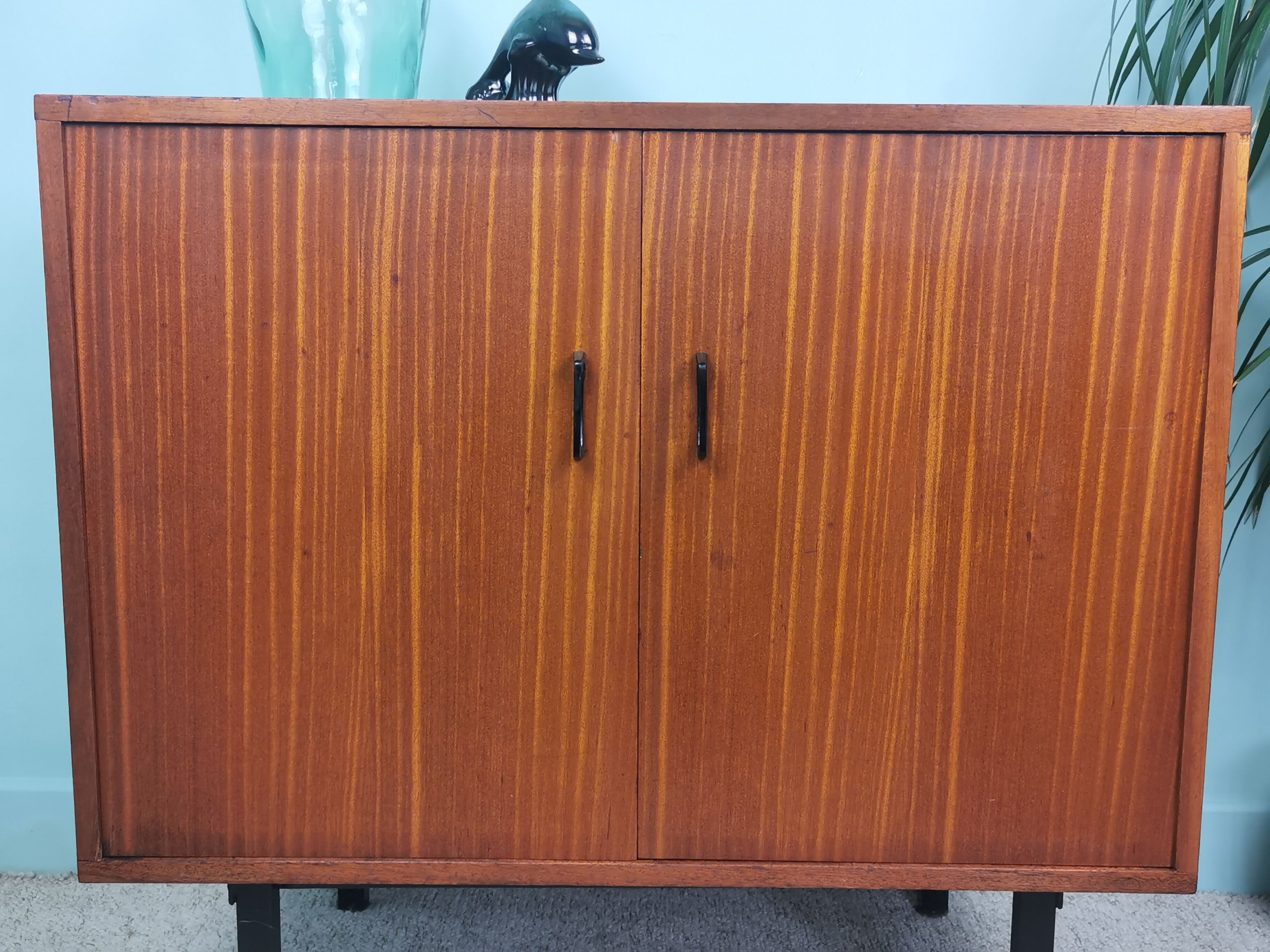 Vintage buffet