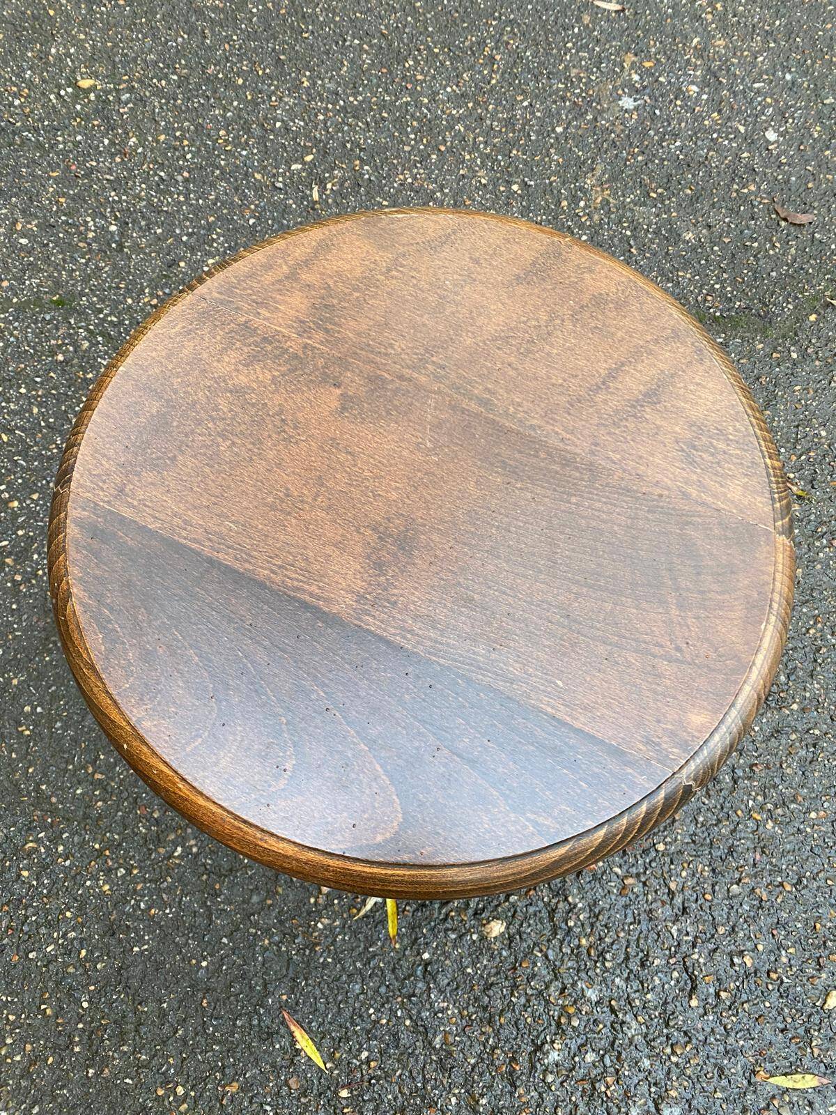 Small round vintage shelf in solid oak, circa 1900