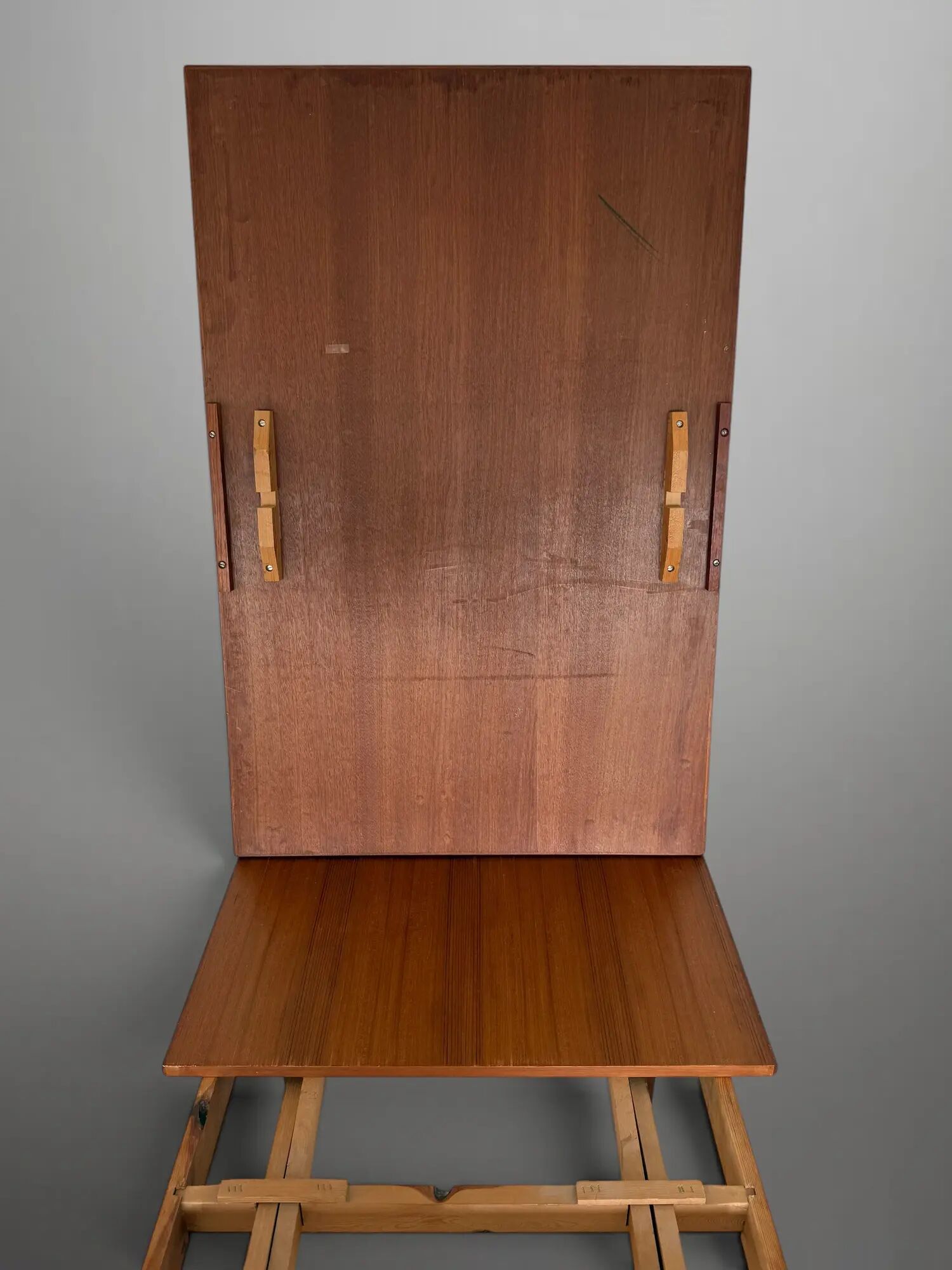 Scandinavian extendable dining table in teak