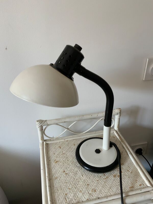 Lampe de bureau vintage aluminor made in france blanche et noir métal et plastique