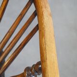 English wooden Windsor dining room/side chair