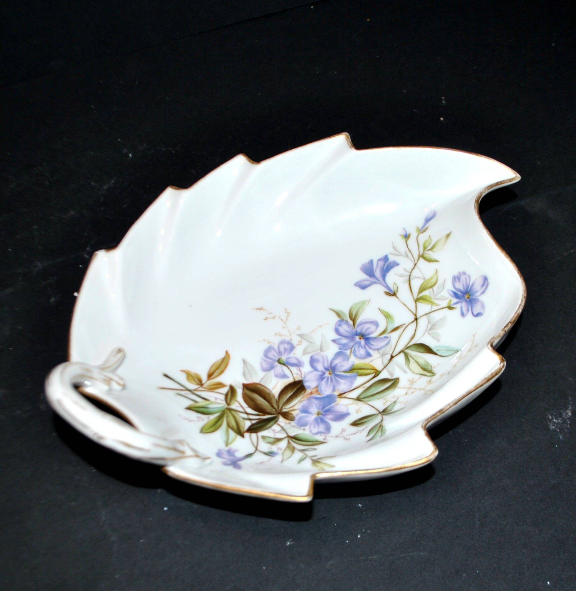Meissen ravier coupelle décor fleurs peint en porcelaine signé Meissen