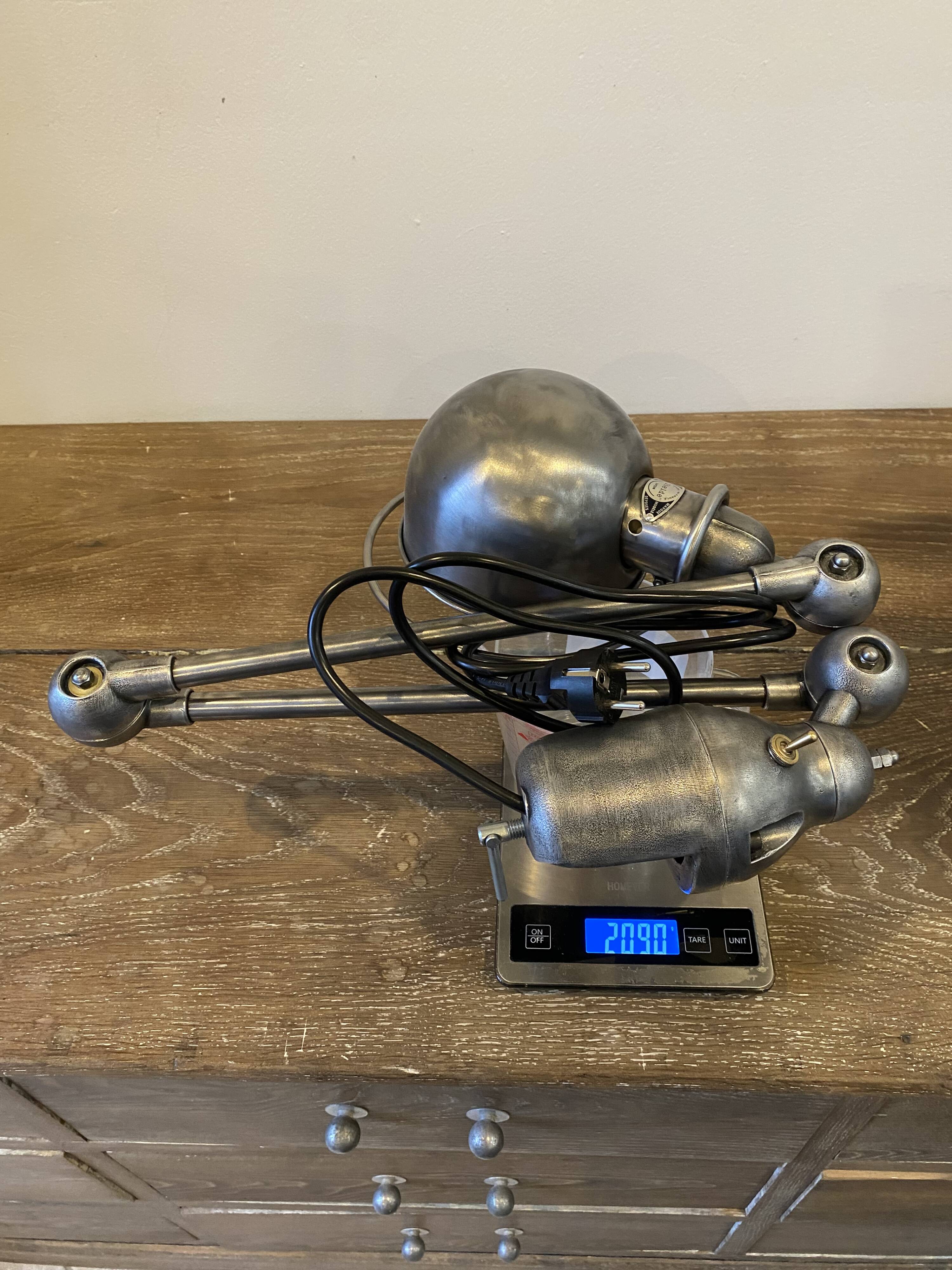 Lampe de bureau Jieldé jielde 2 bras de 40cm avec base étau graphite indus