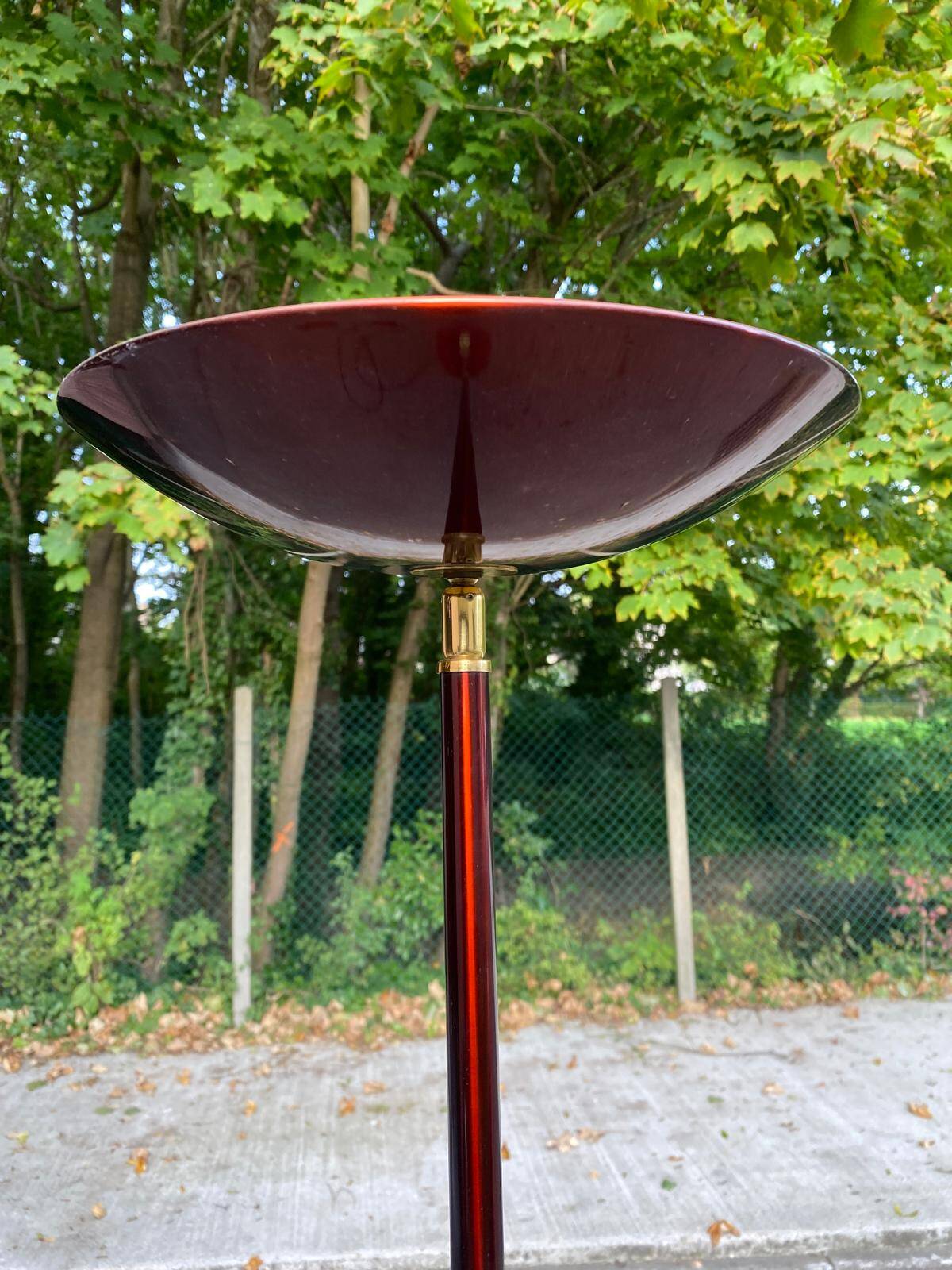 Lampadaire art déco bordeaux coupole dorée