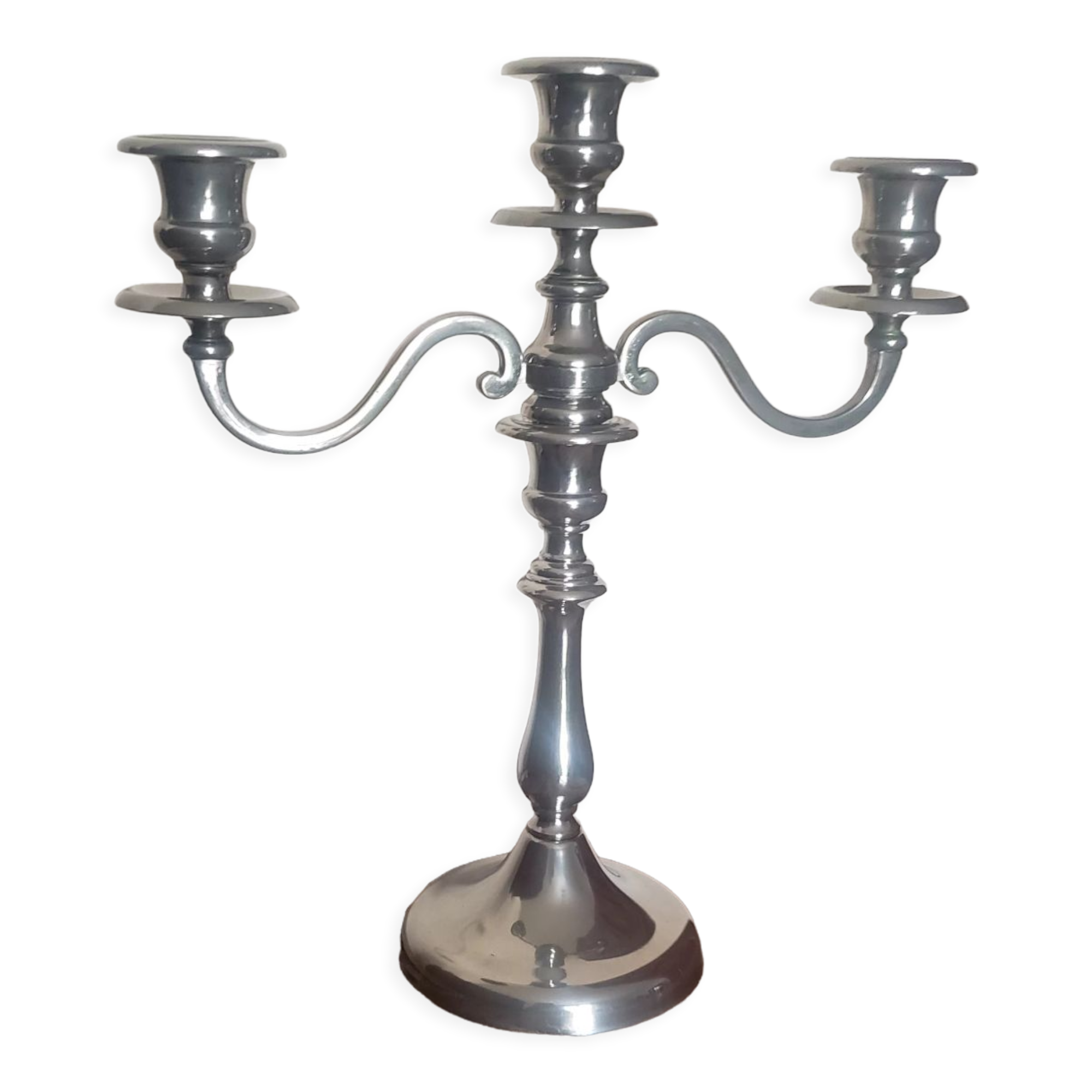 Silver 3-spoke candle holder