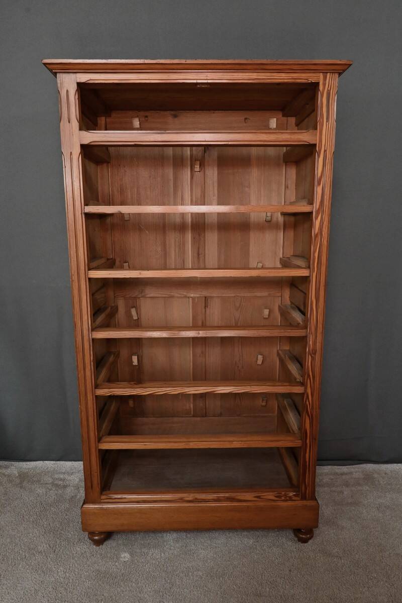 Pitch pine weekly planner, Art Nouveau period – Early 20th century