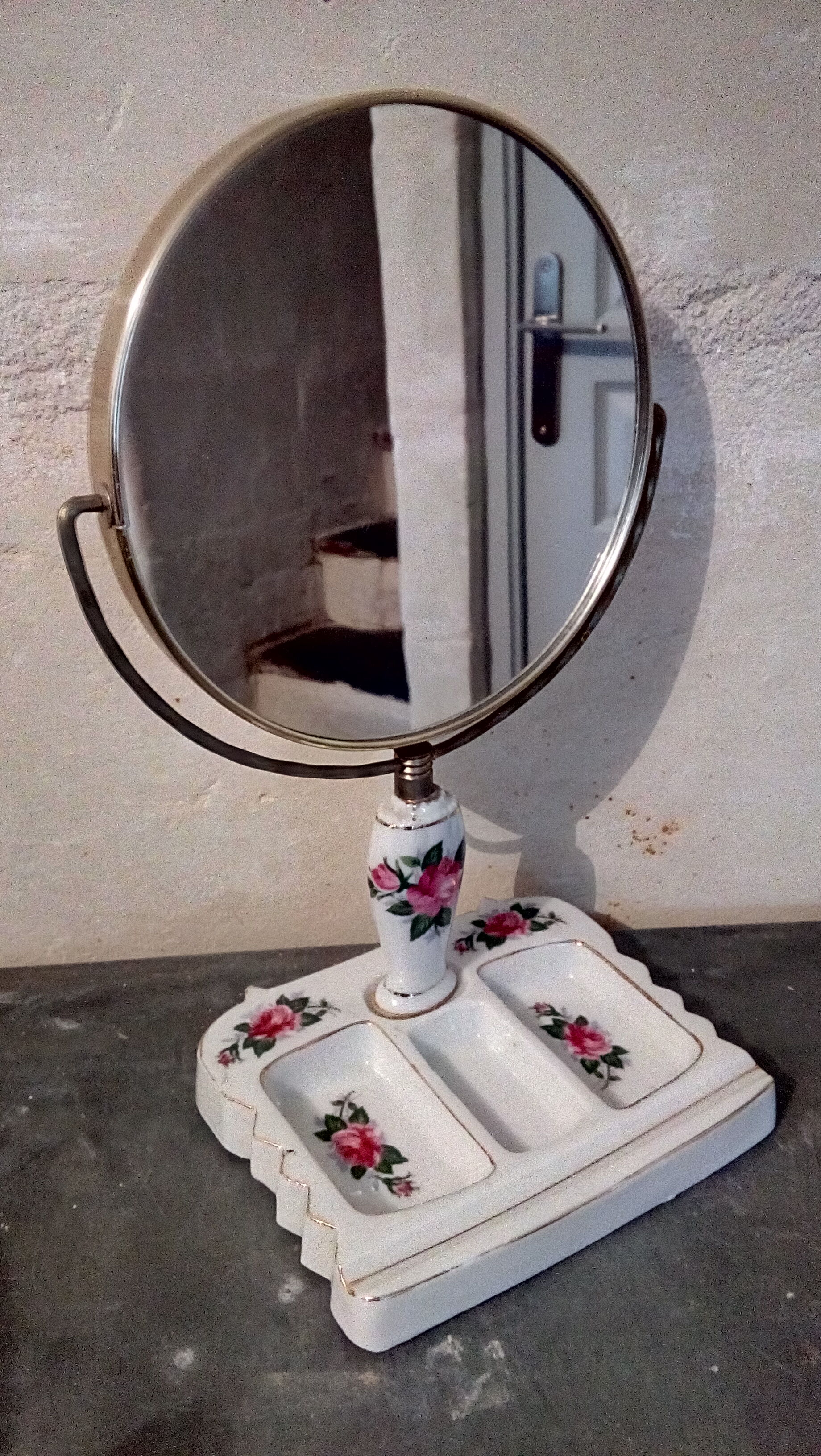 Mirror to lay porcelain rose buttons 13x24cm