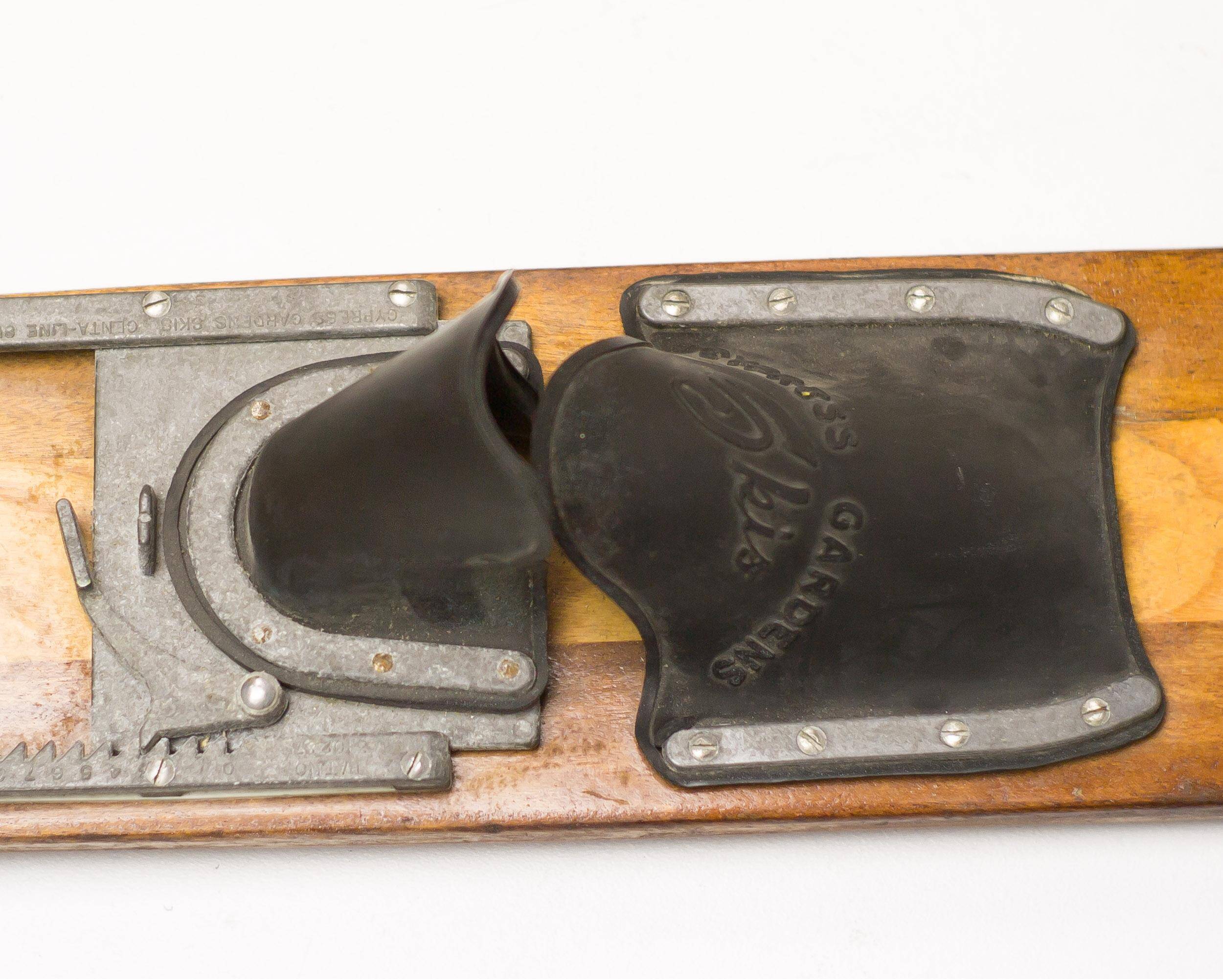 Skis nautiques vintage ayant appartenu au champion du monde Dick Pope JR - Icône sportive rare