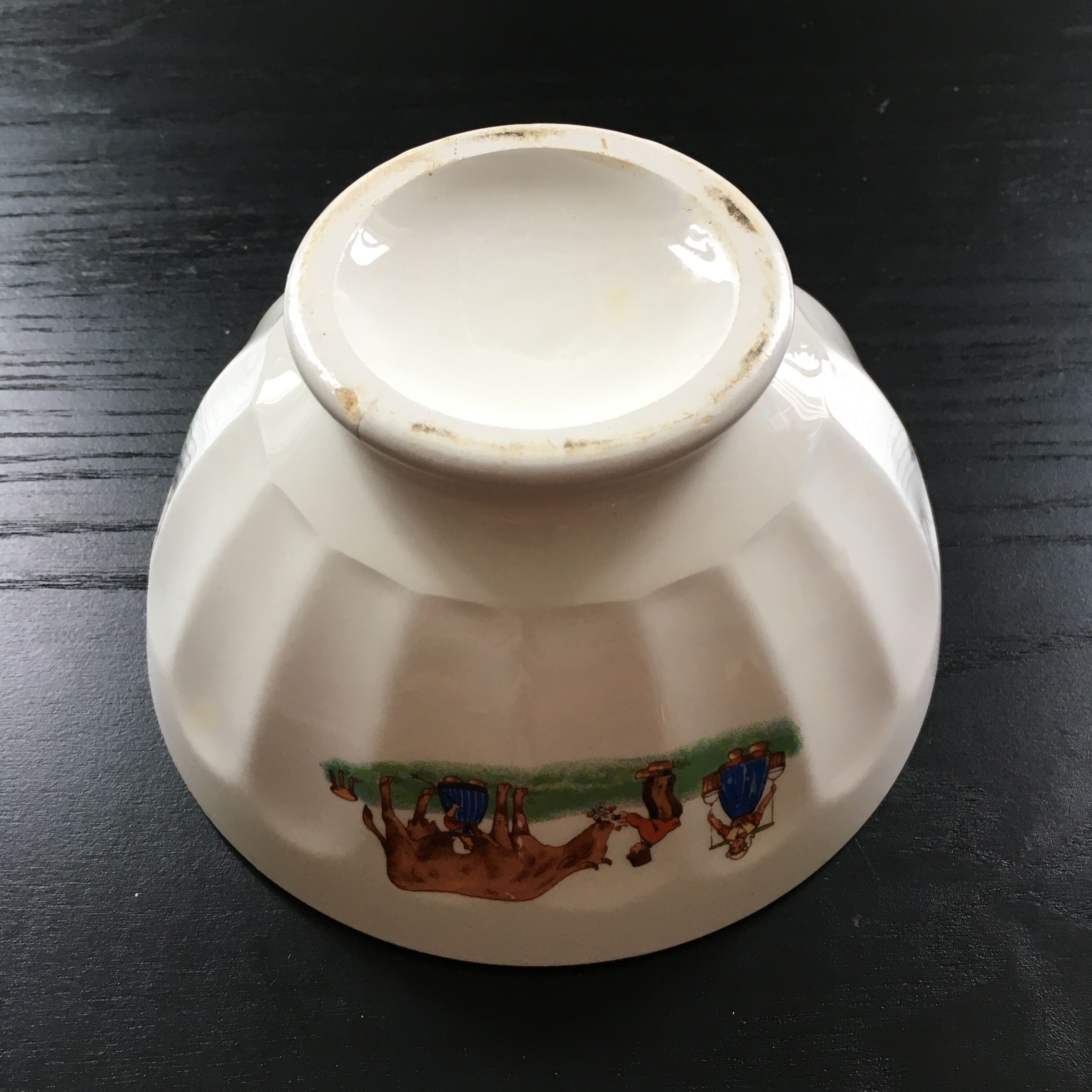 Bol ancien en porcelaine