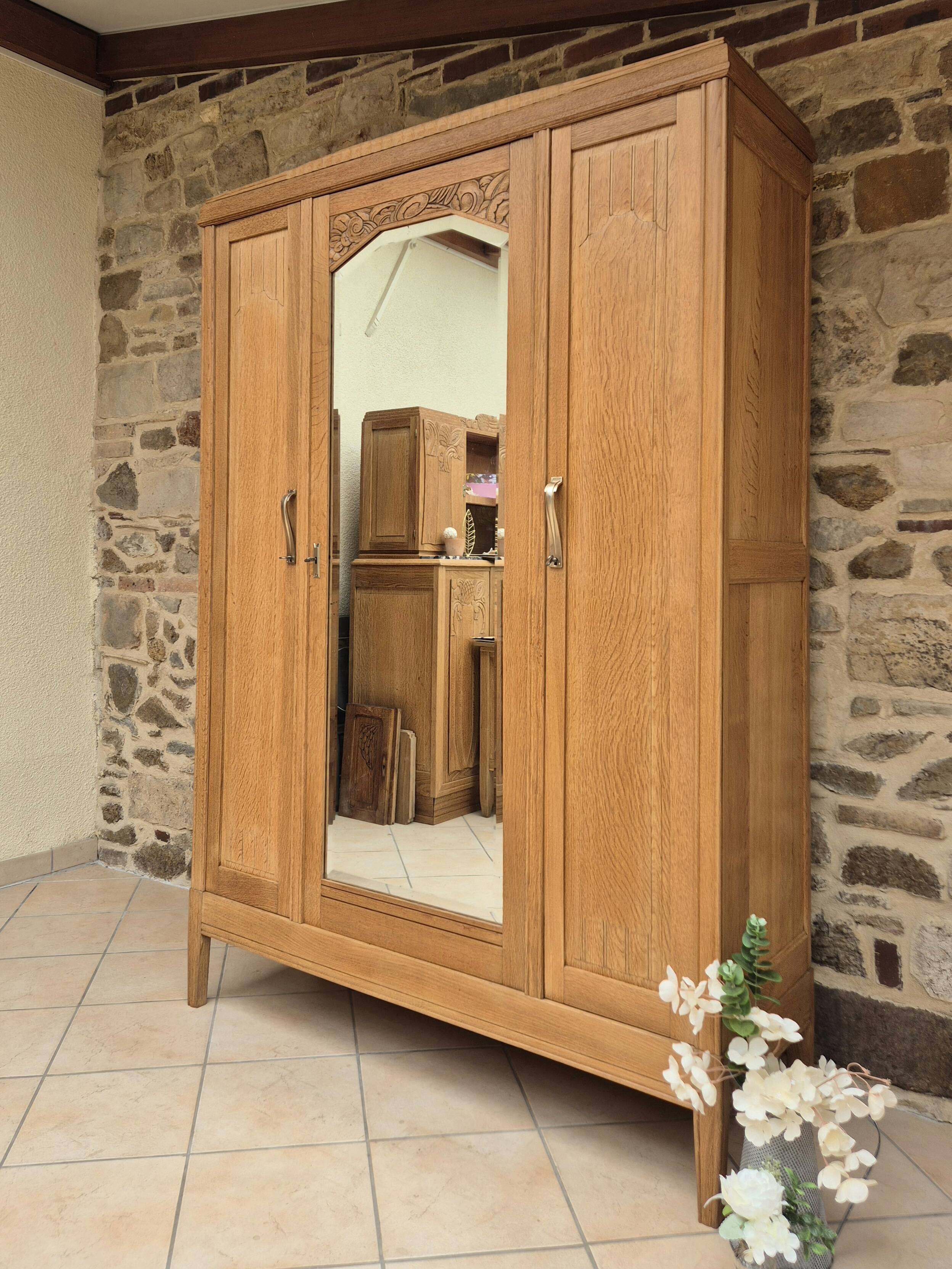 Armoire parisienne art déco
