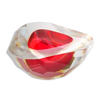 Vide-poche, cendrier en verre de Murano facetté rouge
