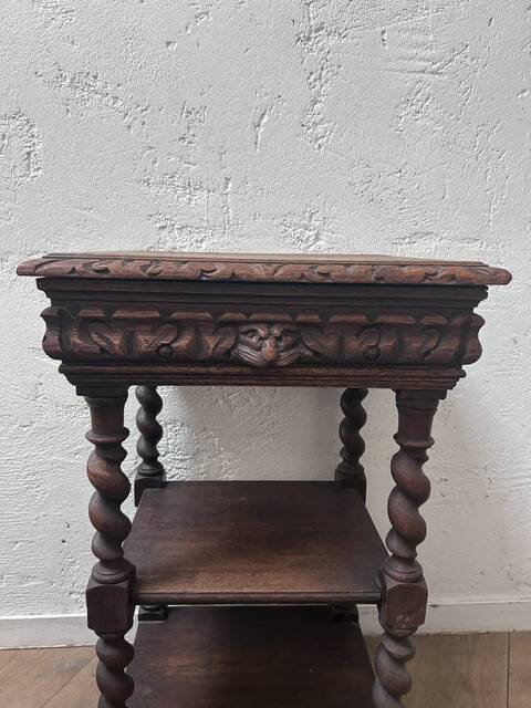 Oak dessert table in Louis XIII style