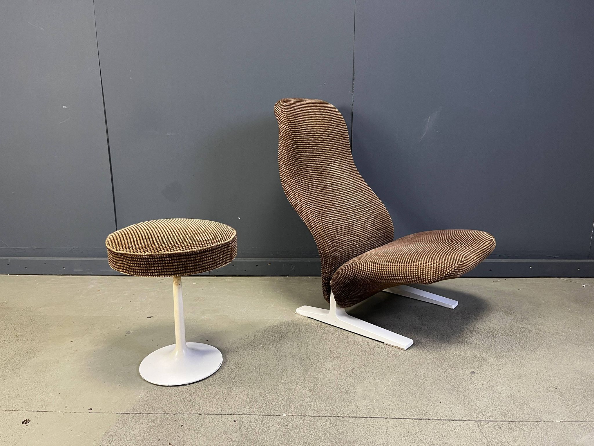 Chaise Concorde F784 de Pierre Paulin, années 1970