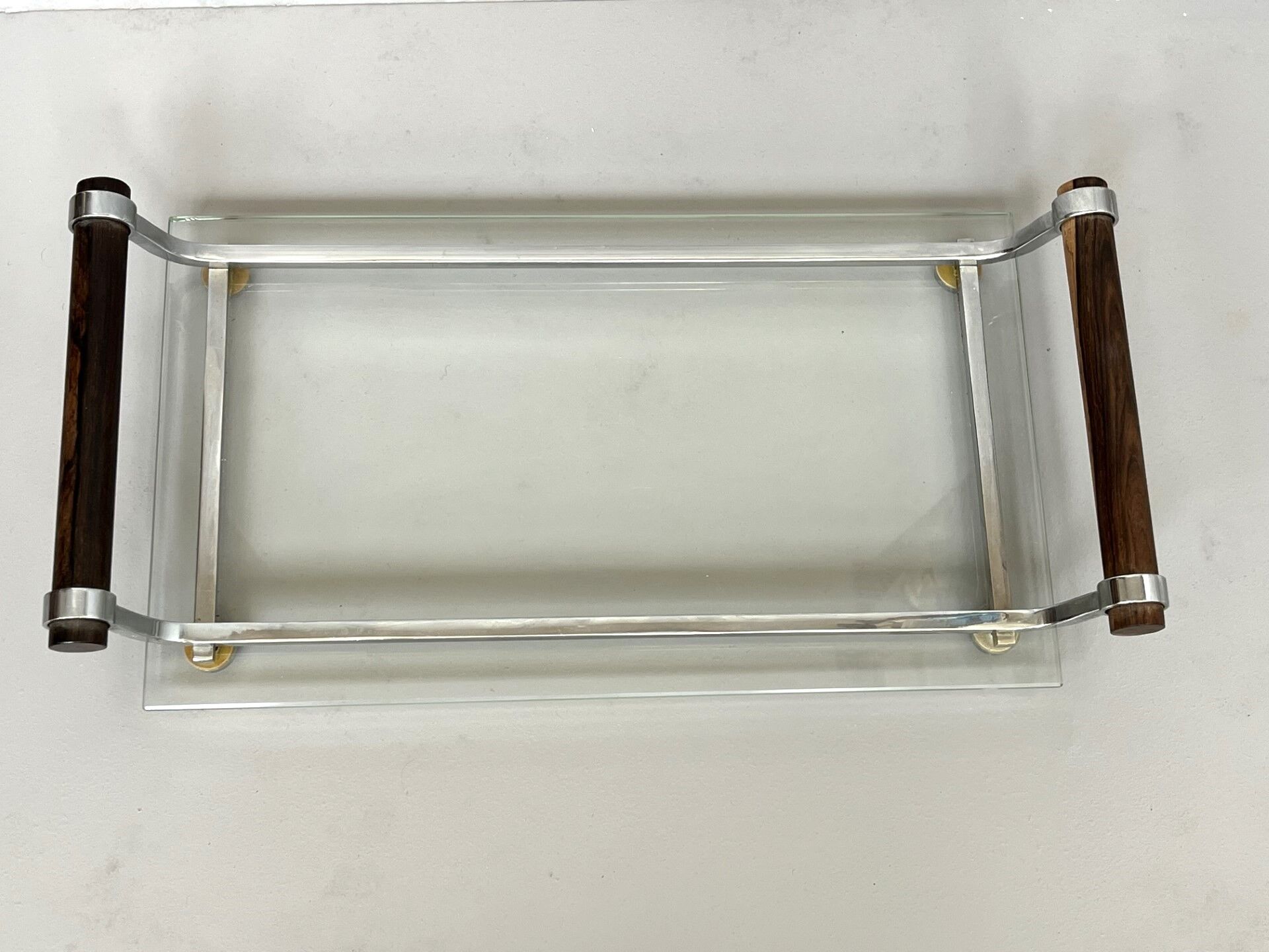 Modernist plateau 30s