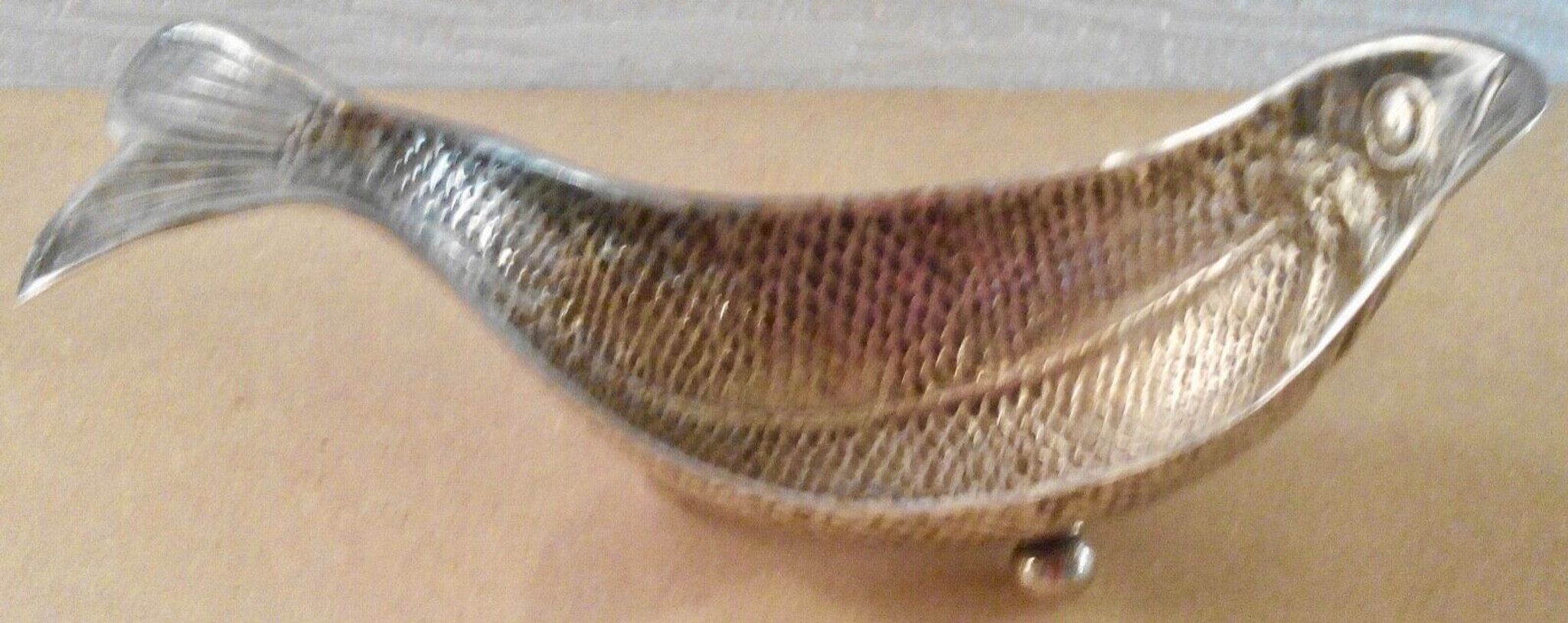 Milieu de table, cendrier en métal argent Valenti, made in Spain