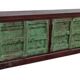Buffet long en bois avec portes anciennes vertes