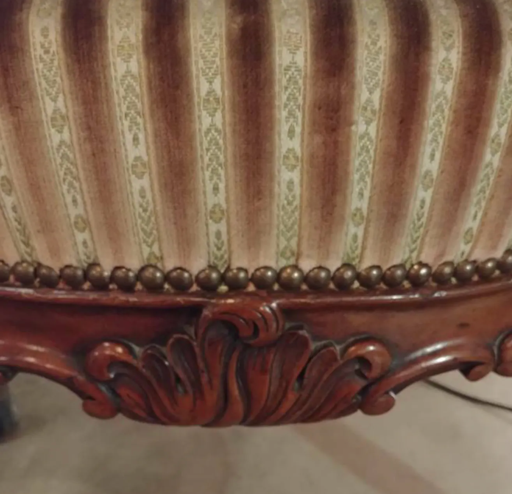 Convertible armchair