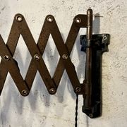 Rare English "Walligraph" accordion lamp, "Radialite" model, 1930s