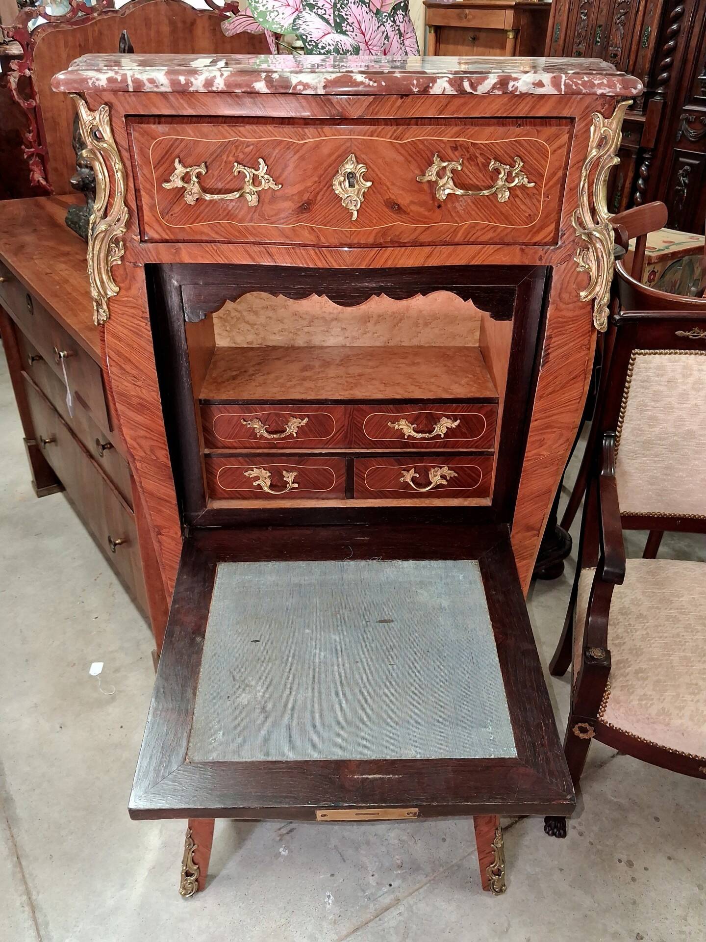 Secrétaire de Dame style Louis XV Transition
