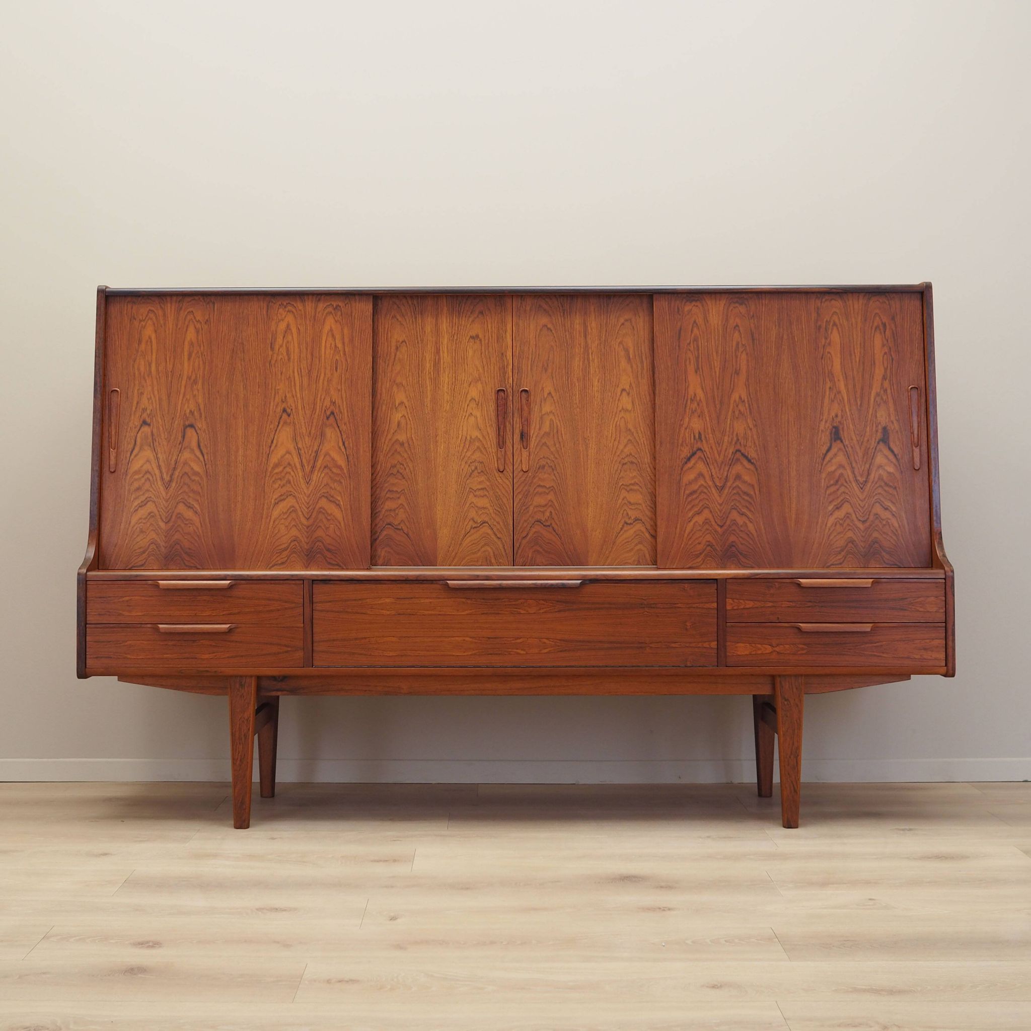 Enfilade en palissandre, design danois, années 1960, fabriqué par Luno Møbler