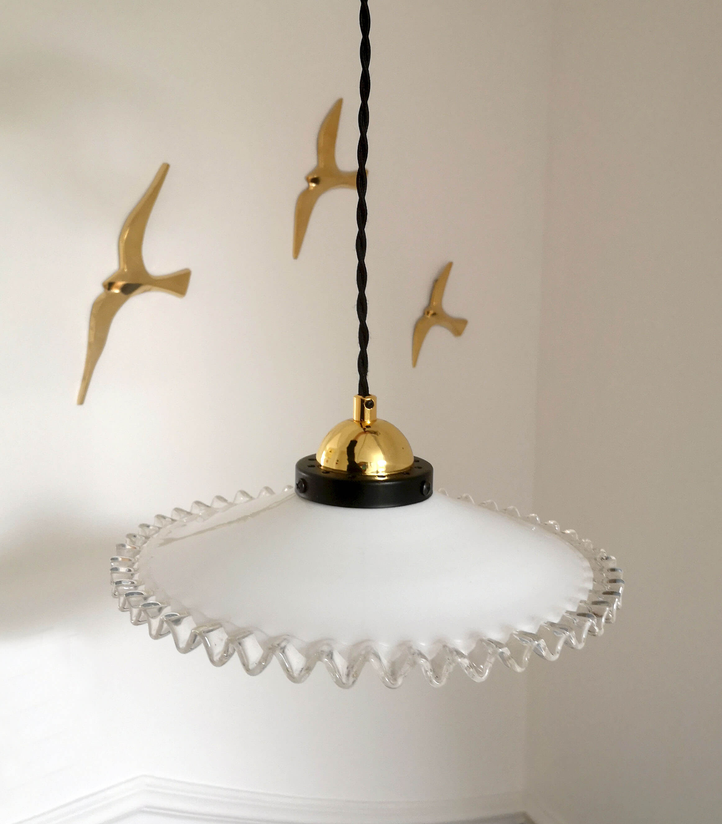 Opaline hanging lamp
