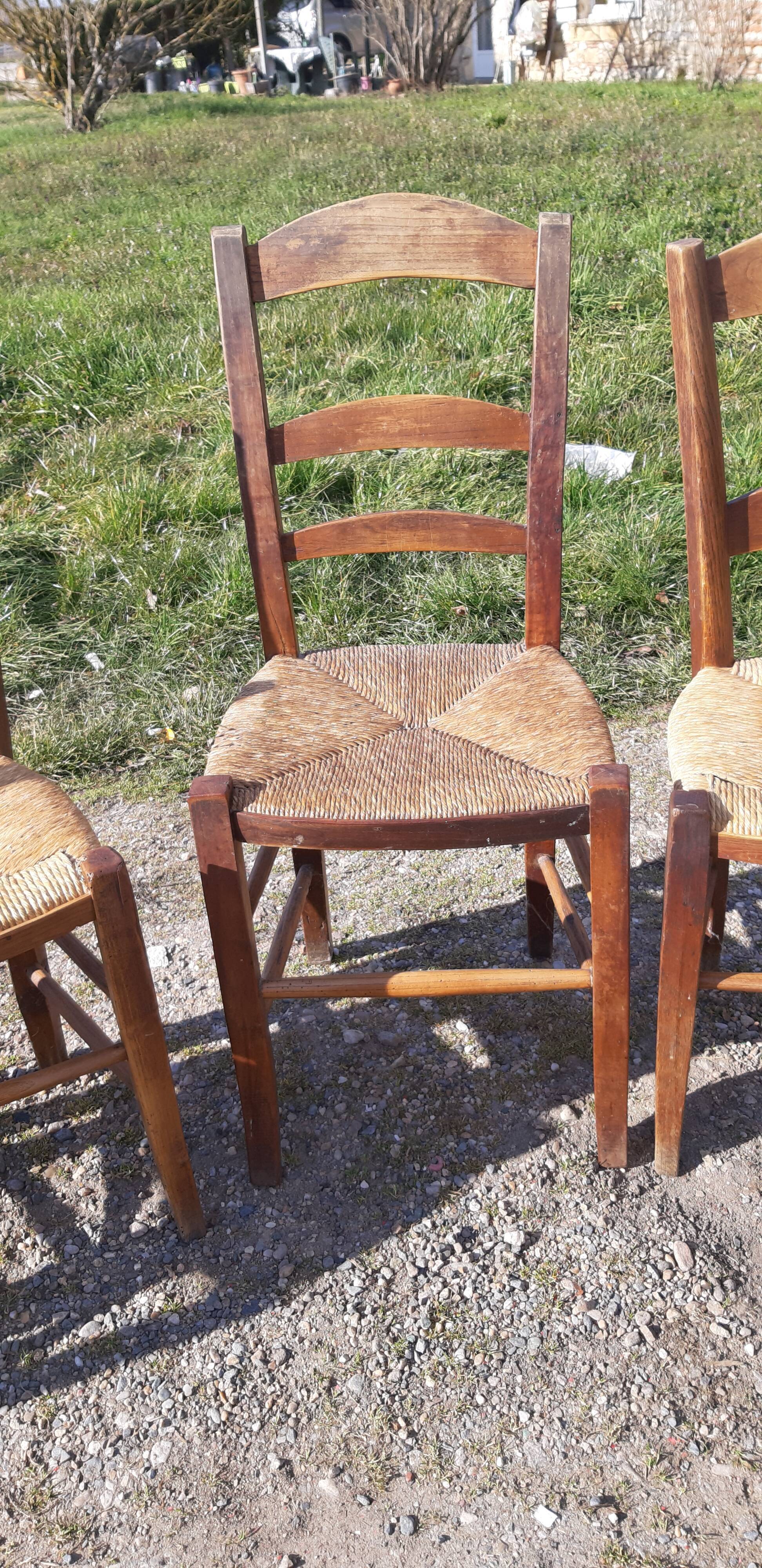 6 antique and mismatched mulched chairs