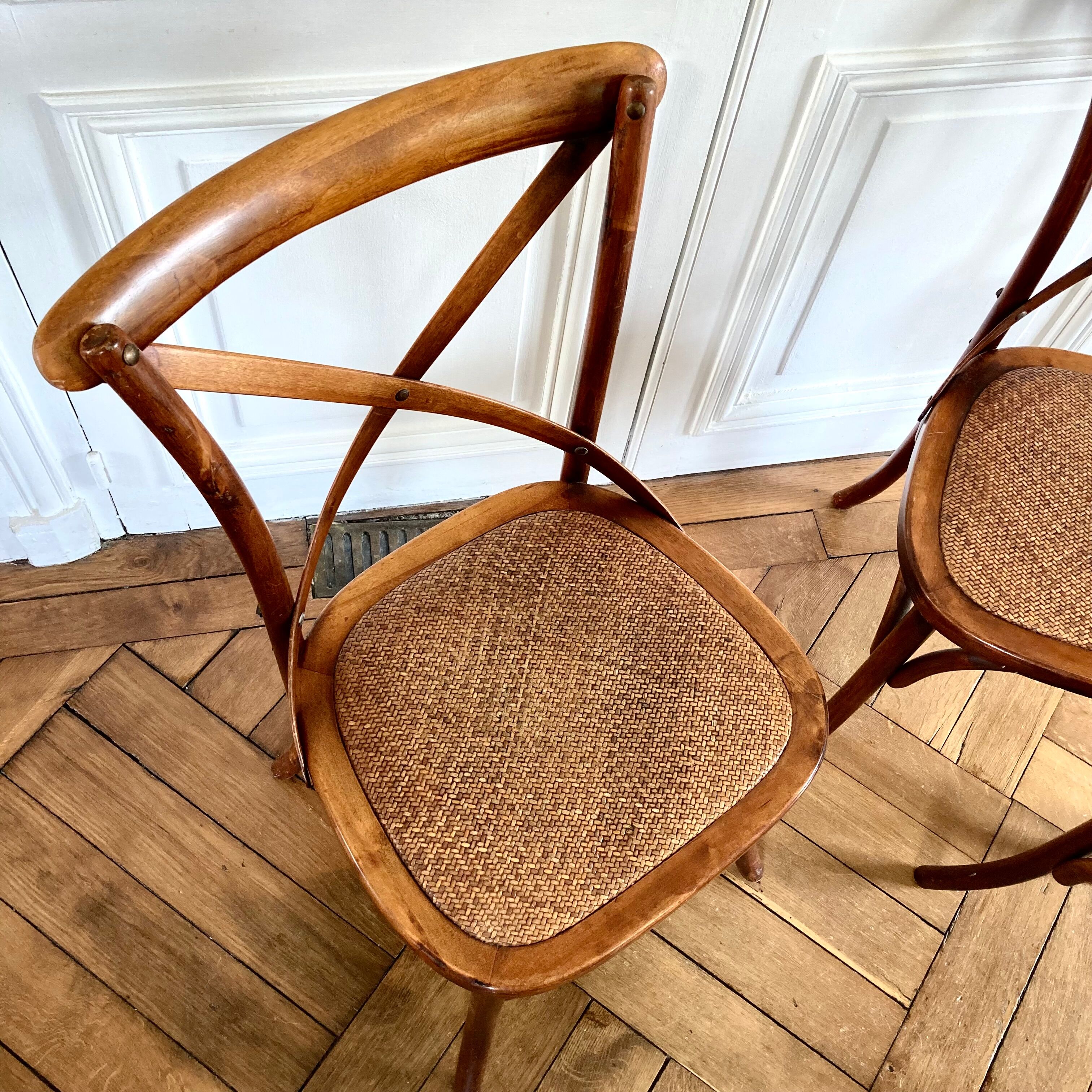 4 chaises bois et cannage style bistrot