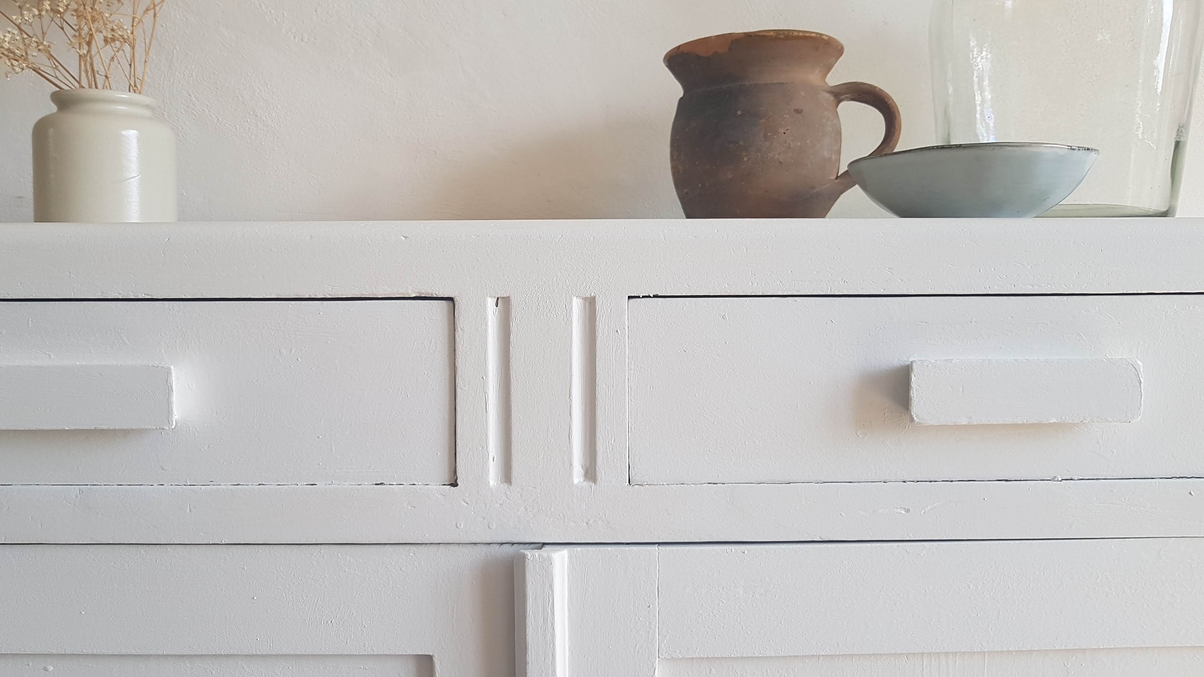 Old white parisian buffet