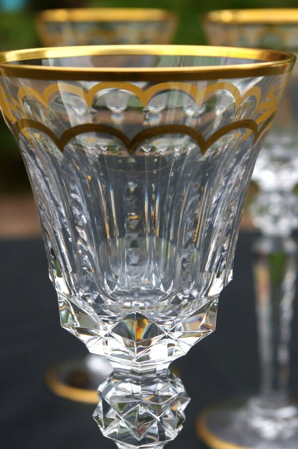 ST LOUIS Excellence - 4 grands Verres à vin en cristal taillé doré - H 22,4