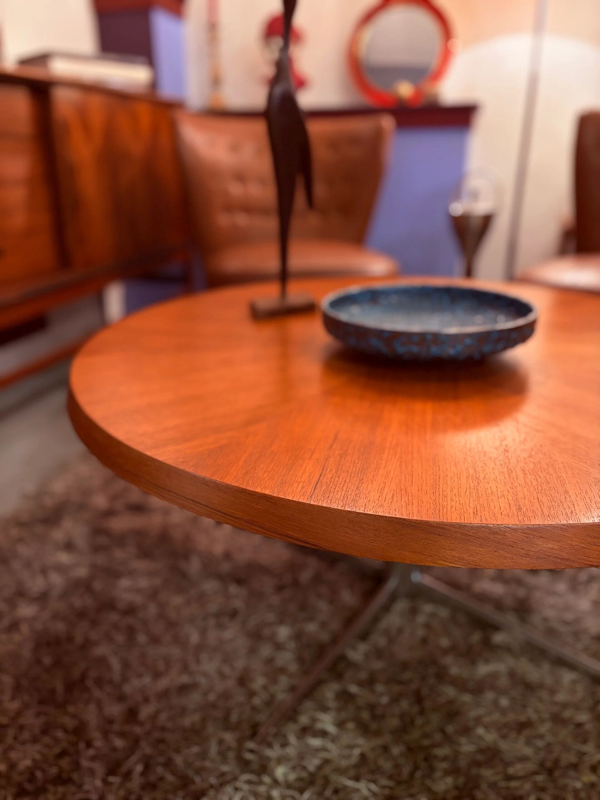 Table basse Sunburst en placage de teck, milieu du siècle