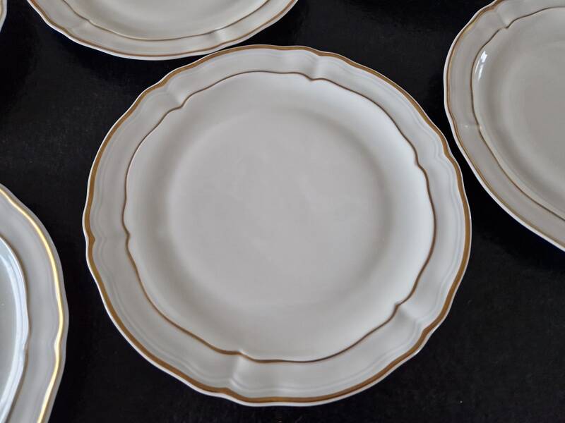 Bernardaud à Limoges - Série de 6 assiettes à dessert - Modèle Louis XV