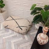 Handmade Berber armchair in wool