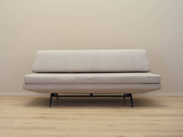 Canapé-lit, design italien, années 1970, fabriqué en Italie.