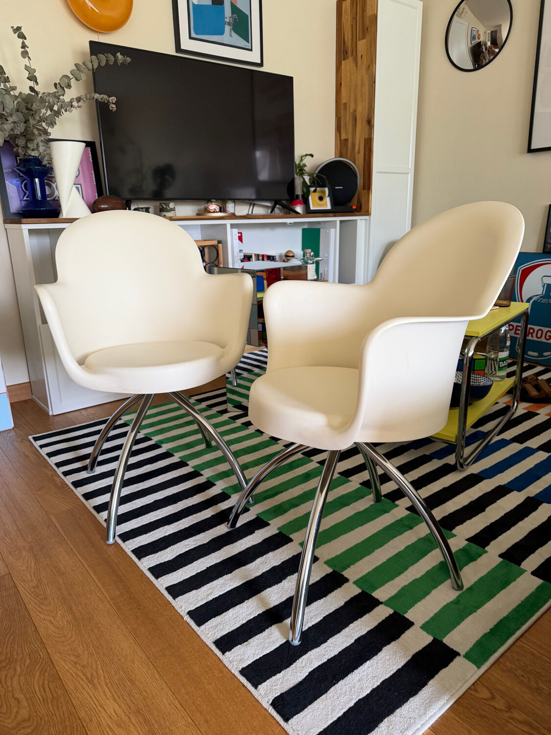2 chaises Gogo de Marcello Ziliani par Sintesi