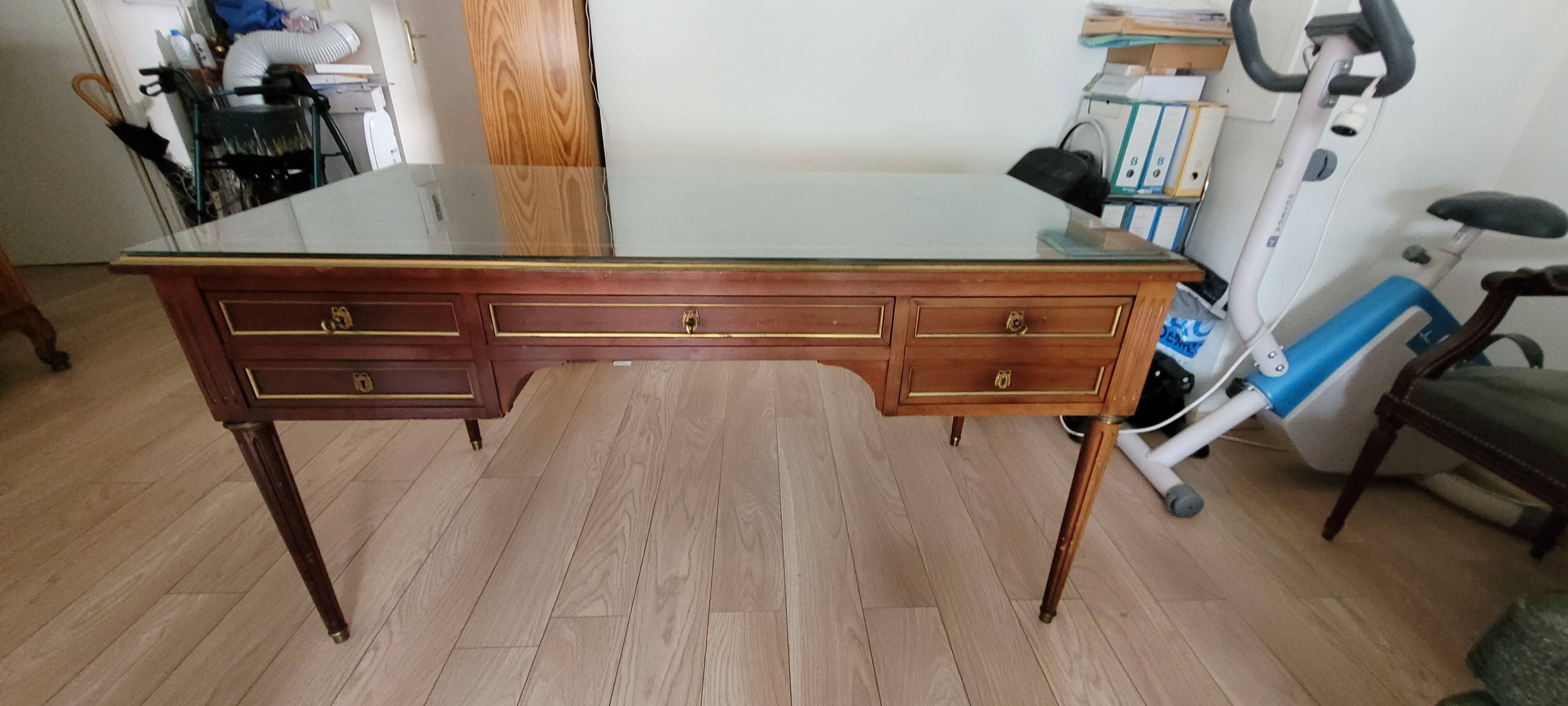 Bureau style notaire bois et cuir