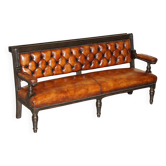 Banc de pub victorien Chesterfield en cuir restauré