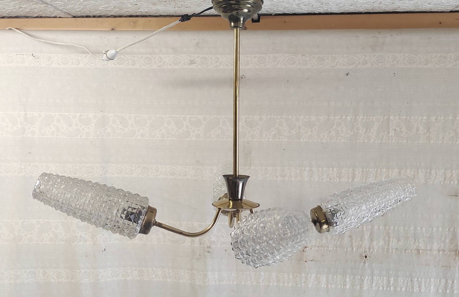 Brass chandelier with 4 lights and glass tulips - 1950s/60s