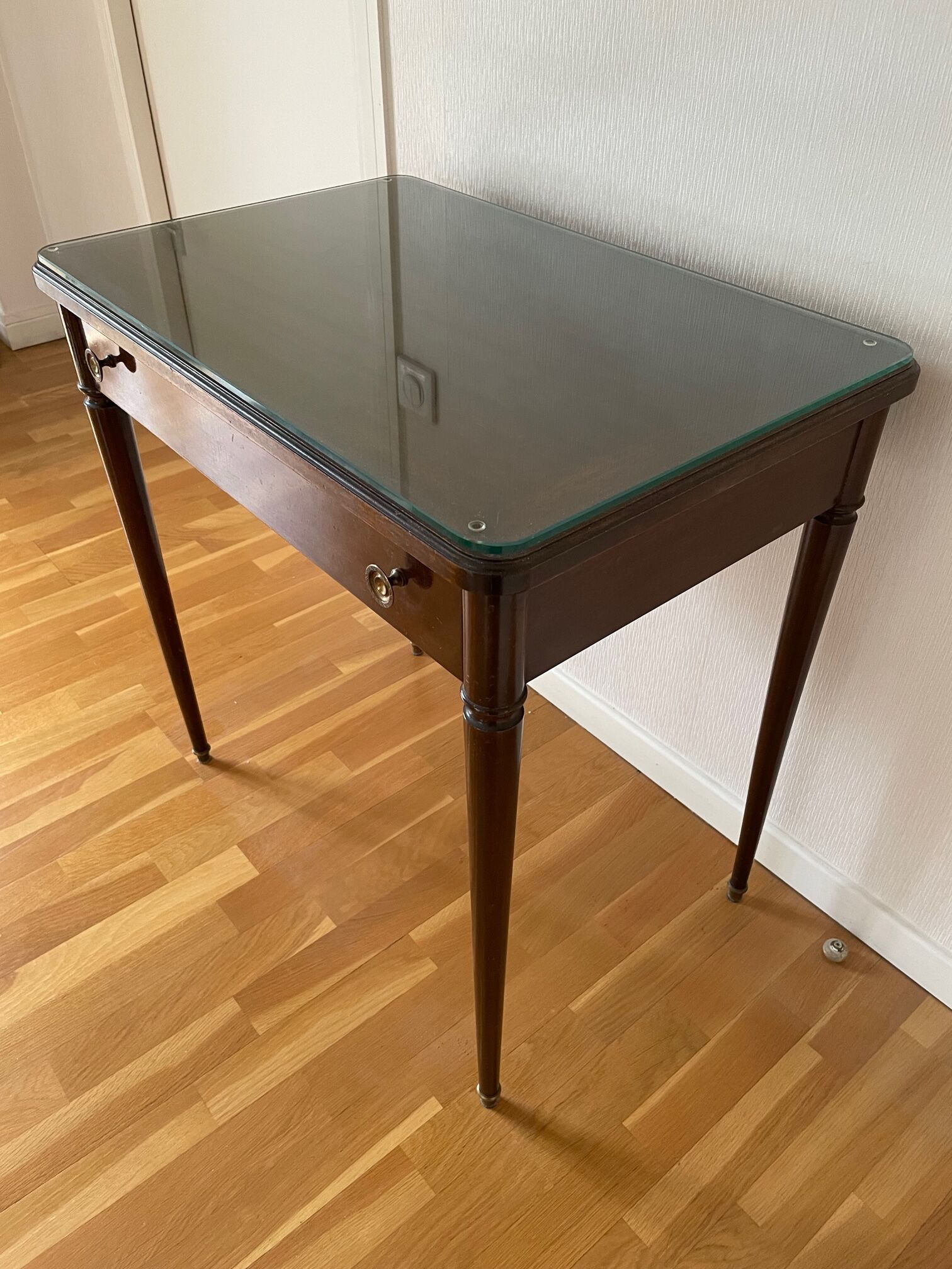 Old desk directoire style