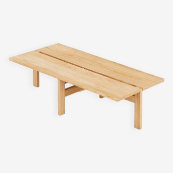 Table basse rectangulaire en chêne au design durable